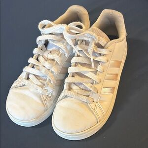 adidas Cream White Low-Top Sneakers with Subtle Stripes